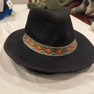 Legendary MFG. CATTLEMEN’S black cowboy hat. 50% Wool Felt 50% Viscose